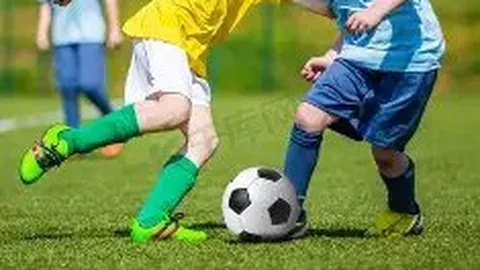 中超观战热潮涌动，大连队独占鳌头，国安与成都队观战人数逆转下滑